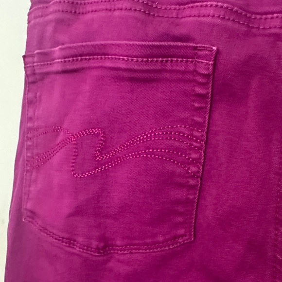 White House Black Market Magenta Slim Ankle Pants - Picture 5 of 6